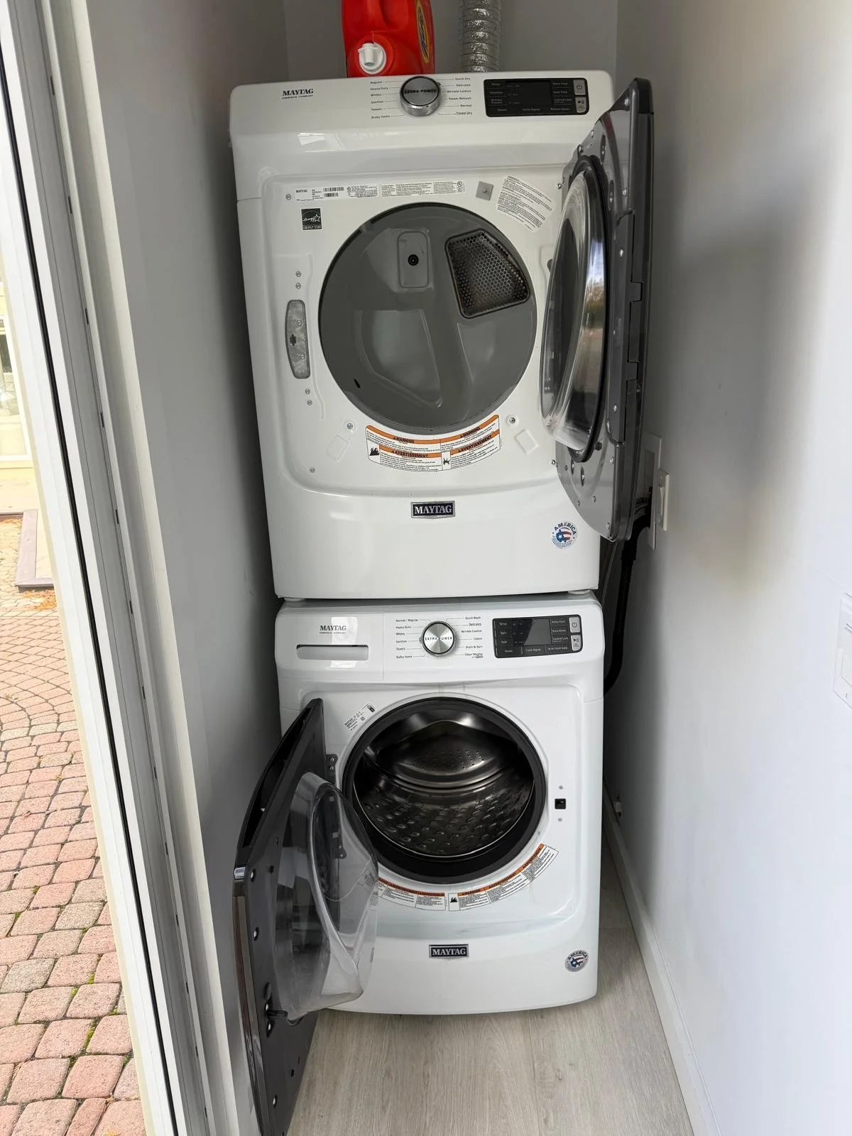 WhatsApp Image 2025-11-05 at 13.33.44_f9e4c36c.jpg