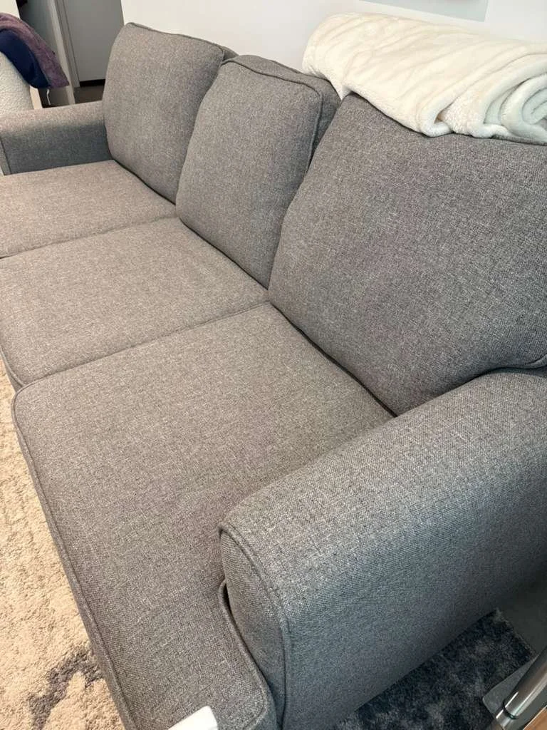 WhatsApp Image 2025-12-05 at 11.39.48_083d09ab.jpg