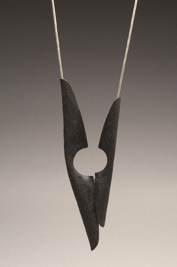 Balance no. 1 neckpiece (2016) Copper, Patina, Cord