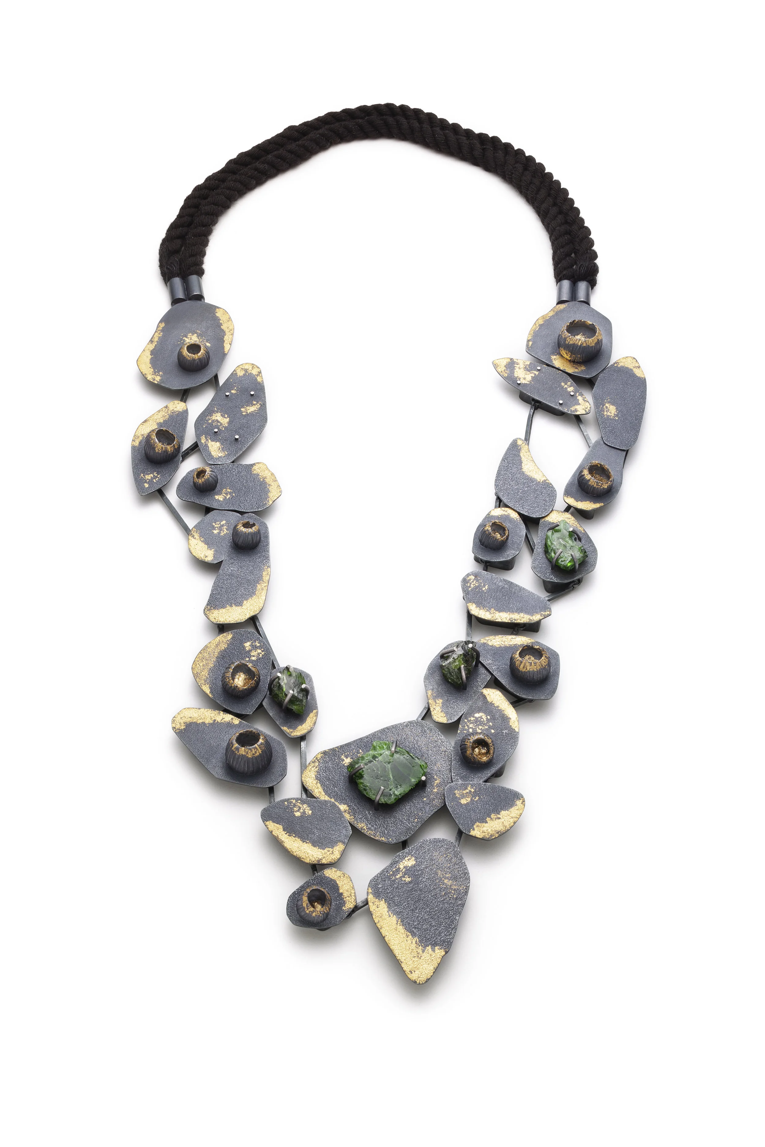 Sabrina Couillard Maman, collection Résilience familiale Neckpiece (2018) Sterling silver, 23k gold leaf, chrome diopside
