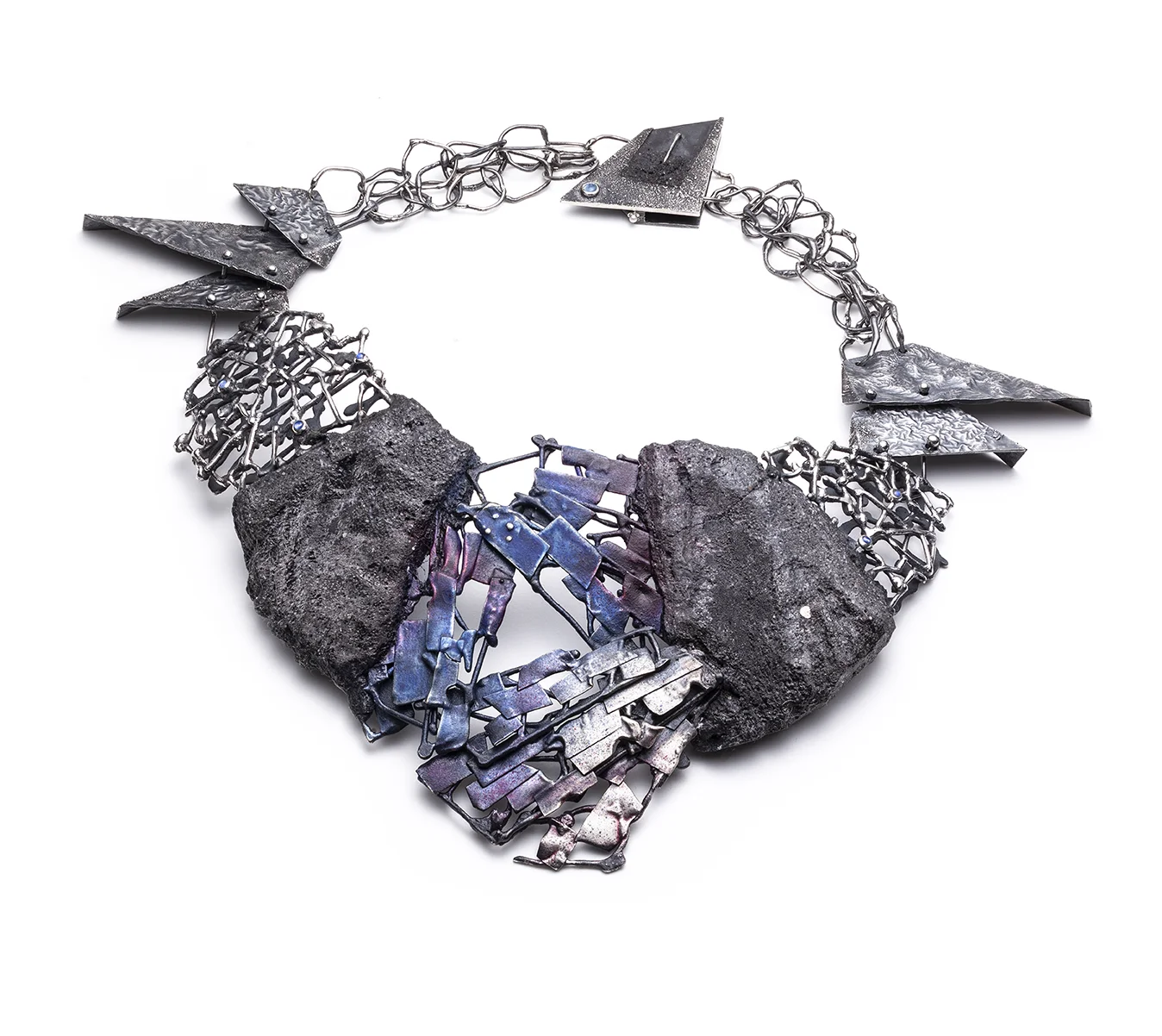 Noore Saleh Storm (2019) Sterling silver, moonstones, concrete, lapis lazuli pigment, Alizarin crimson pigment, siccative oil Image by Anthony McLean