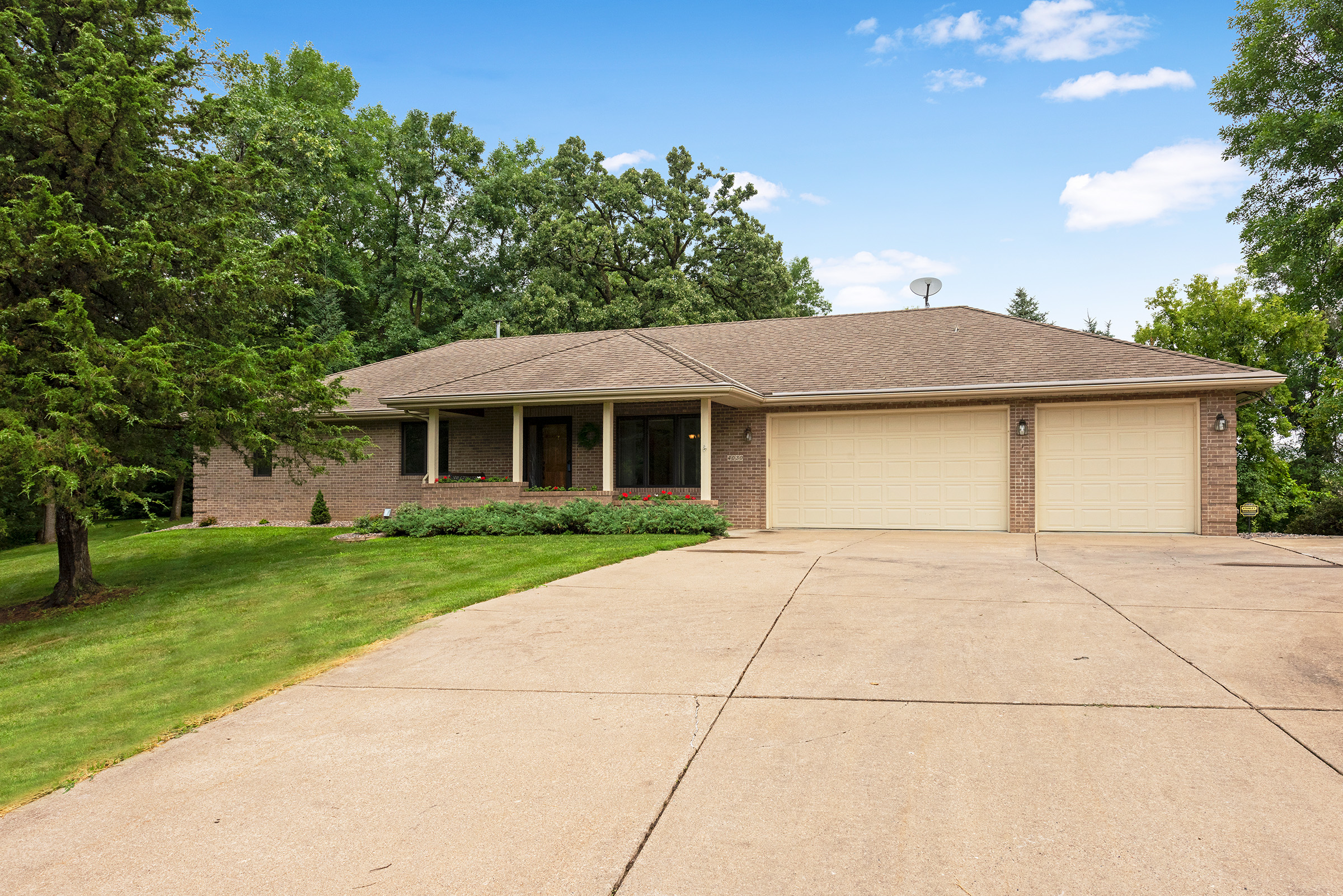4030 Bell Rose Drive, Independence MN 55357