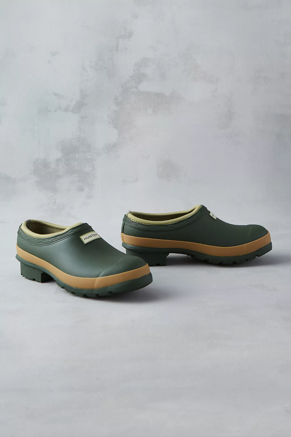 Hunter Garden Clogs.png