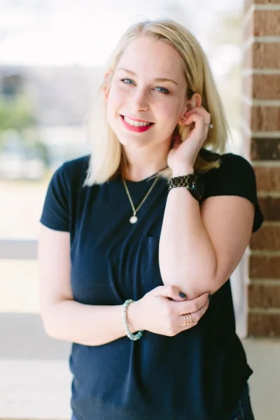 brielle-davis-events-headshot-2016_smaller-file-size.jpg
