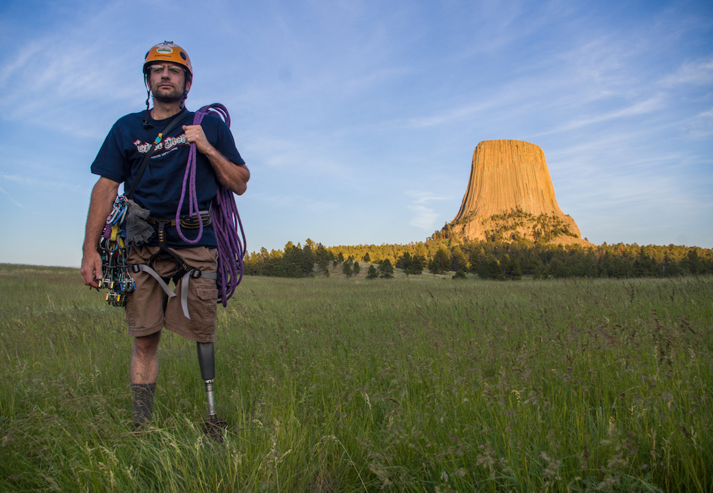 David “Dave” Klar lost his leg in 2012 when a drunk driver rear ended his motorcycle. He only took up climbing afterwards. Devils Tower was one of his first major multi-pitch climbs.