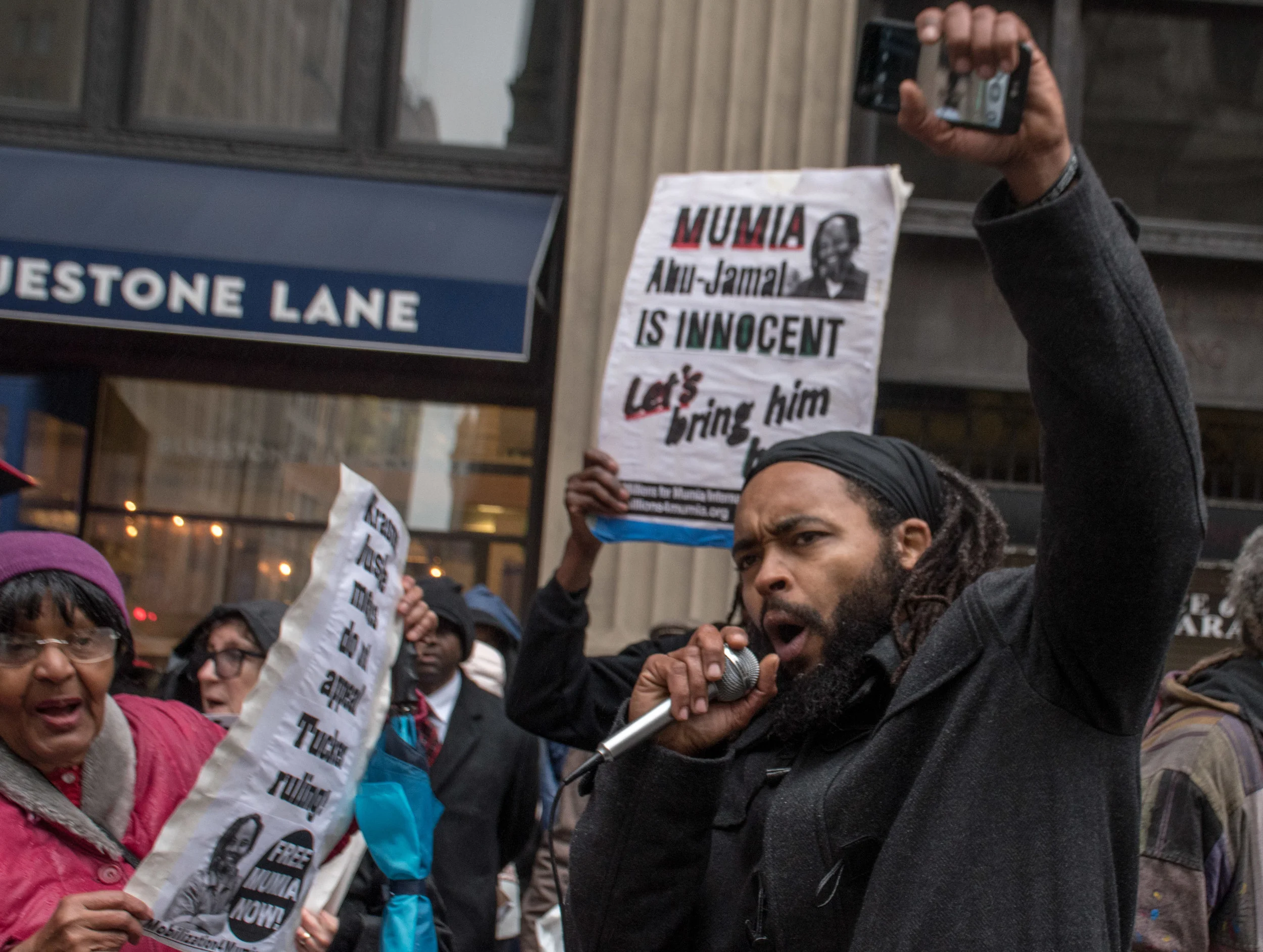Jan 5 Peoples Constitutional Protest Party for Mumia’s Freedom  Wayne Cook with mic