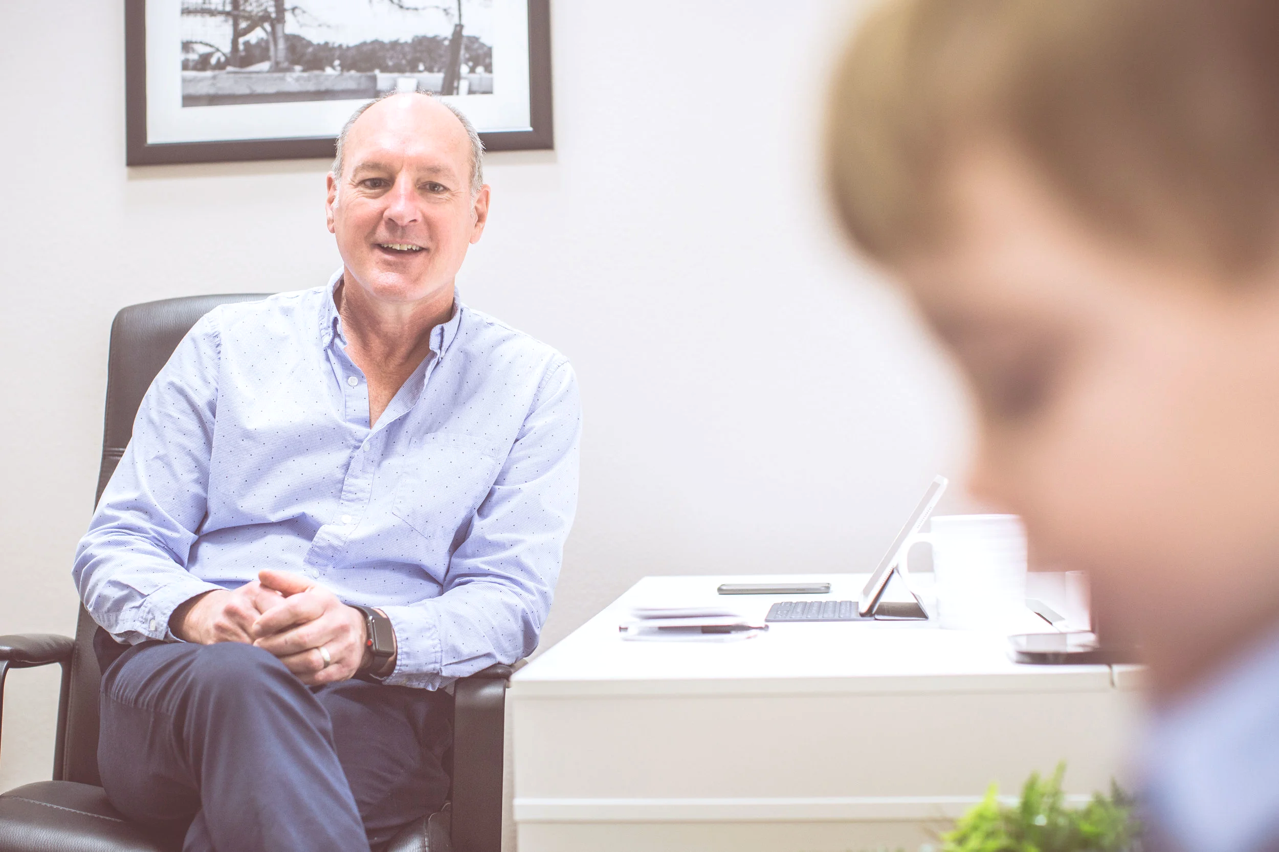 Chris Stewart providing court-involved therapy for families navigating custody disputes and reunification therapy.