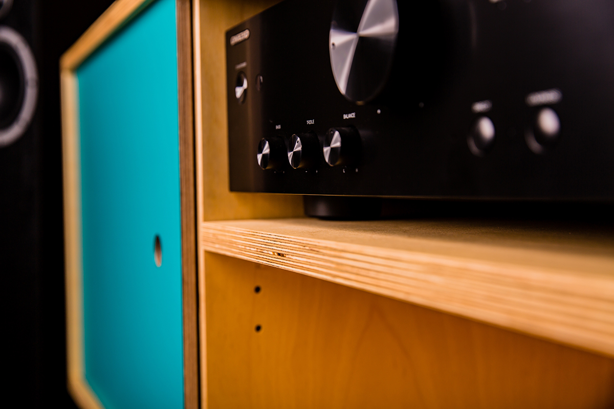 The-Vinyl-Store-Pan-View.jpg