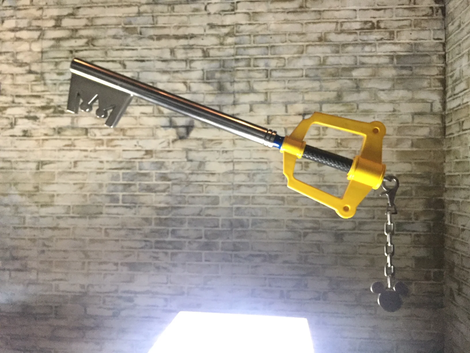 Kingdom Keyblade 1:1 scale replica