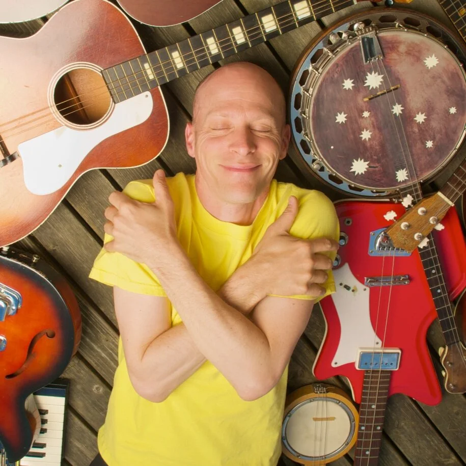 Chris Ballew of The Presidents of the United States [Quantum Conundrum]