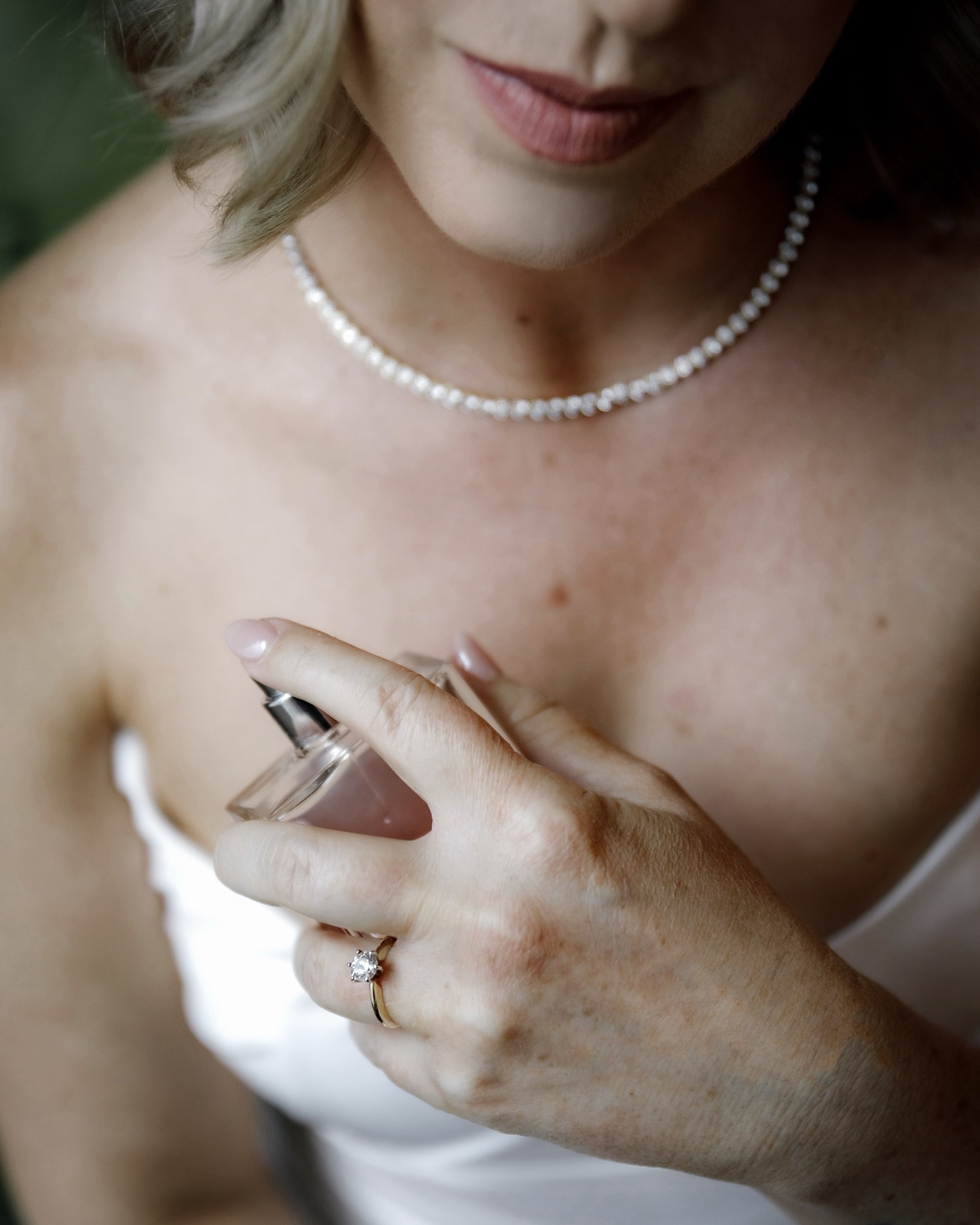 Light changes everything.

The same wedding can feel soft and romantic, bold and editorial, moody and cinematic, all depending on the lighting. From golden hour portraits to candlelit receptions to classic overcast Seattle skies, lighting is one of t