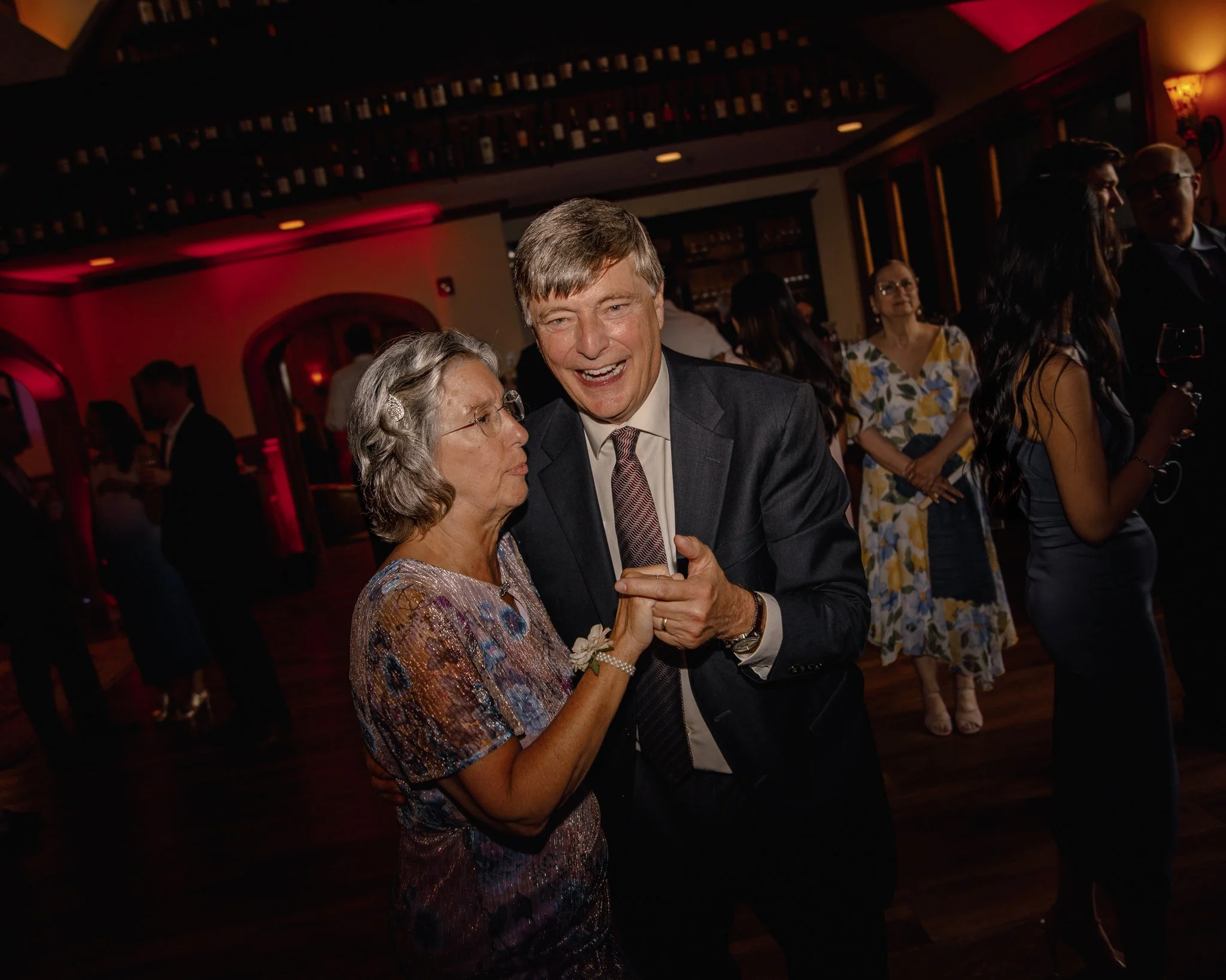 Julia&Justin (230 of 250).jpg
