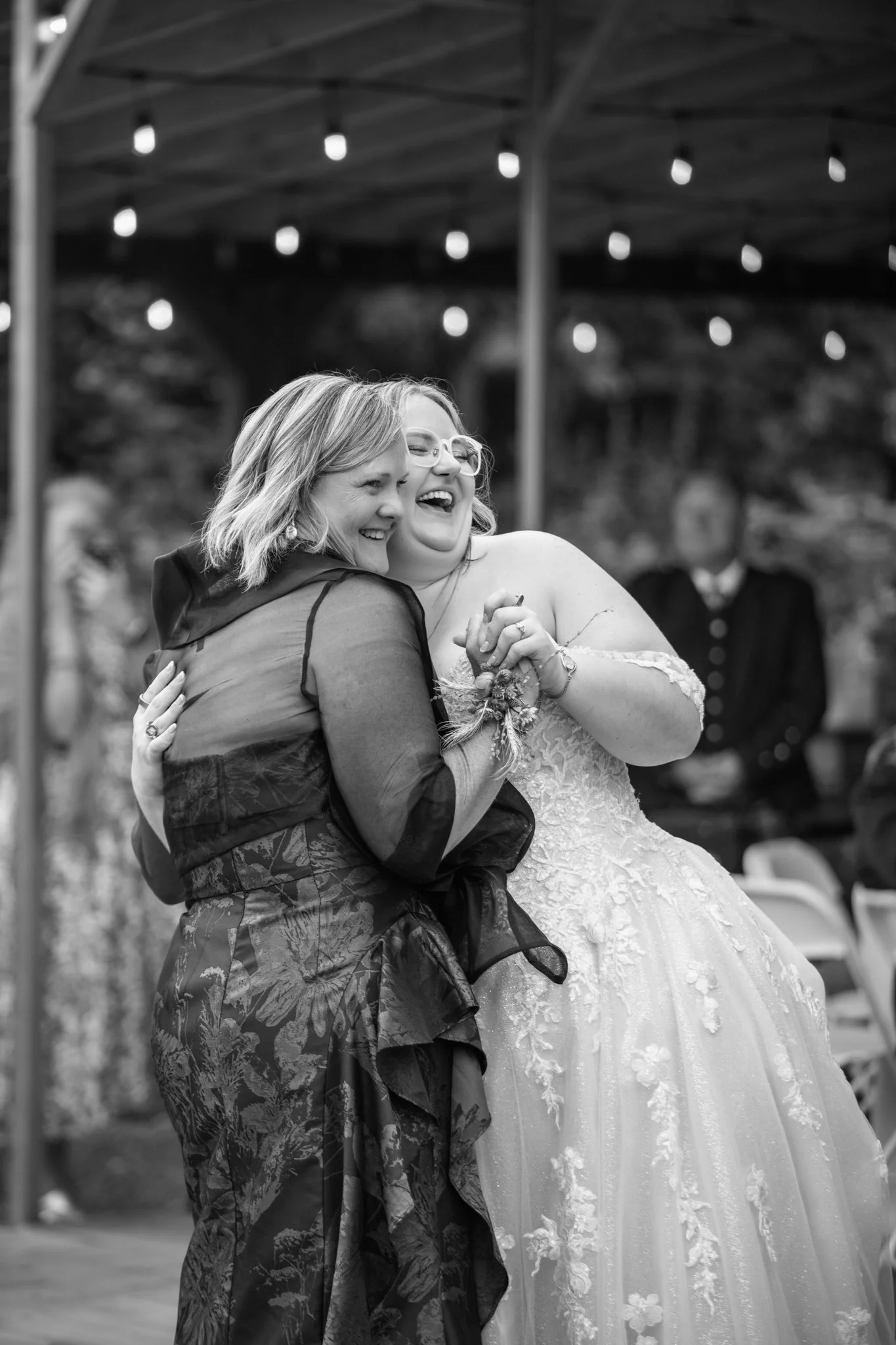 Lauren&Brandon (228 of 248).jpg