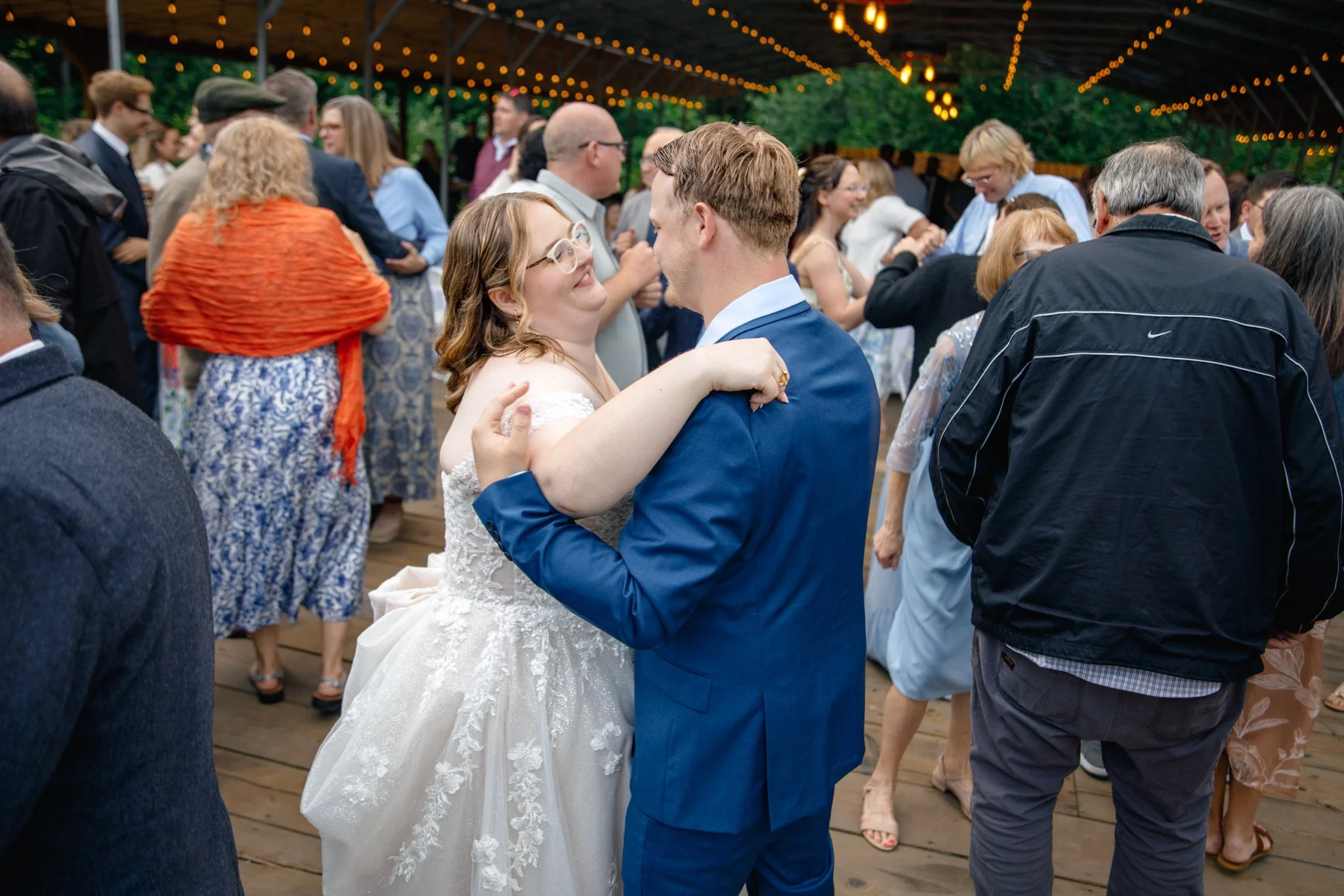 Lauren&Brandon (246 of 248).jpg