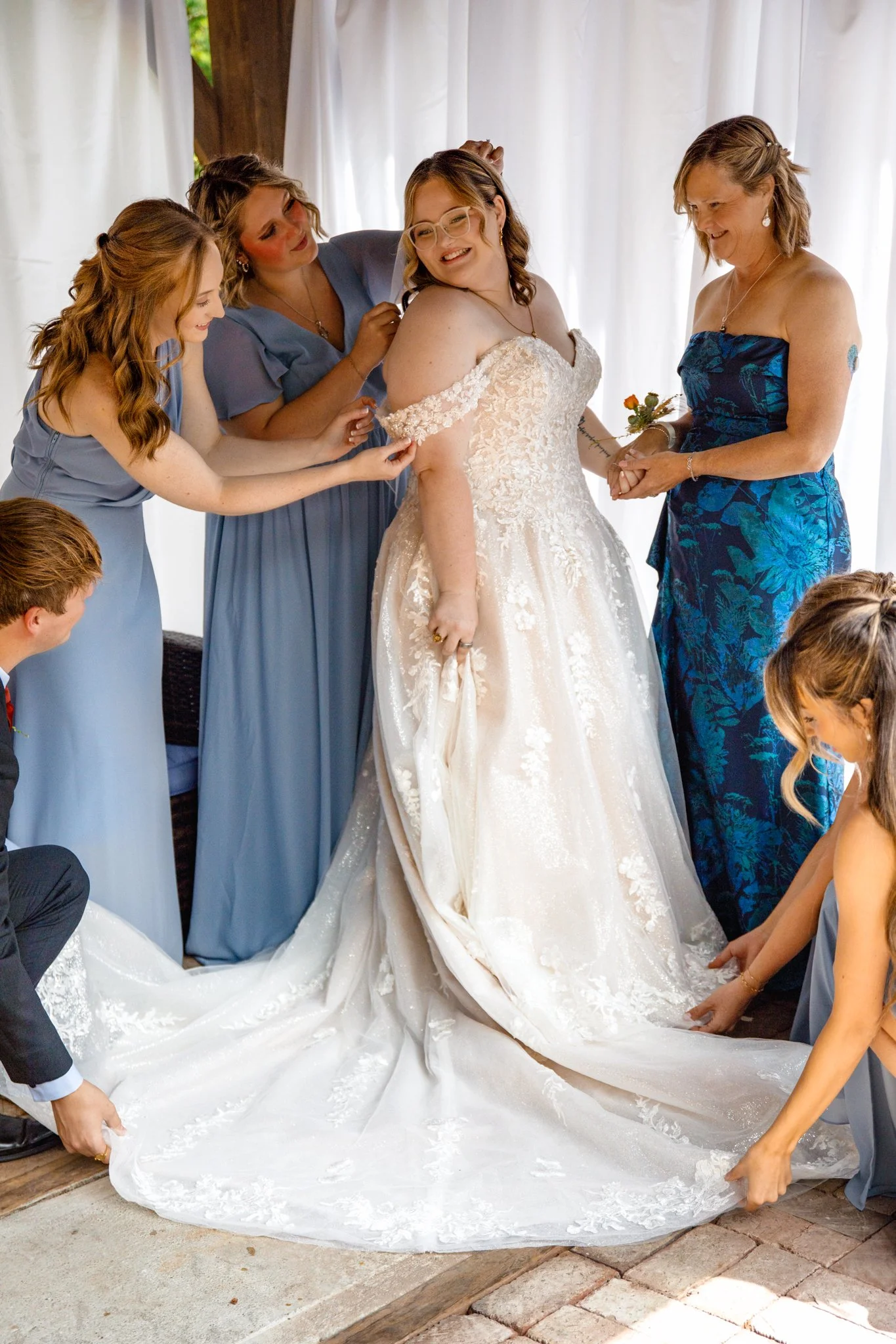 Lauren&Brandon (30 of 248).jpg