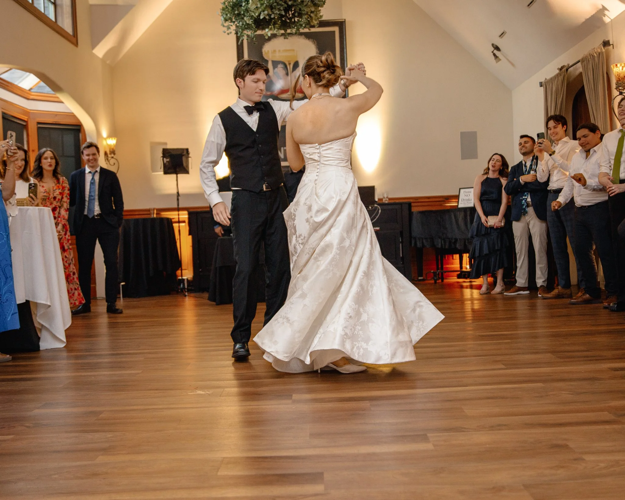 Julia&Justin (206 of 250).jpg