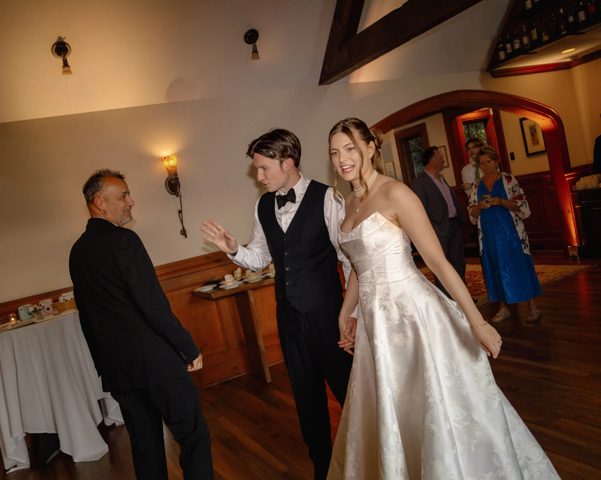 Julia&Justin (201 of 250).jpg