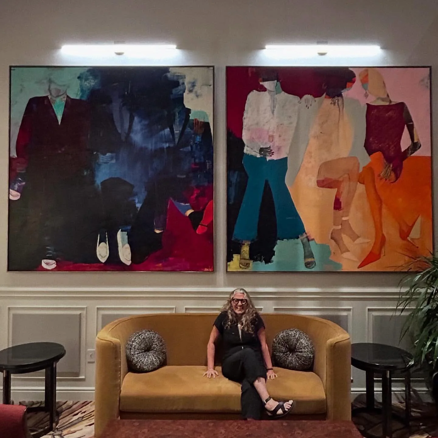 Celebrating @debbietaylorkermanart @thebenjaminhotel 💜 large local artist commissions!

💫 repost @debbietaylorkermanart debbietaylorkermanart 
Around a year ago I completed this commission for the @thebenjaminhotel in midtown Manhattan. My largest 