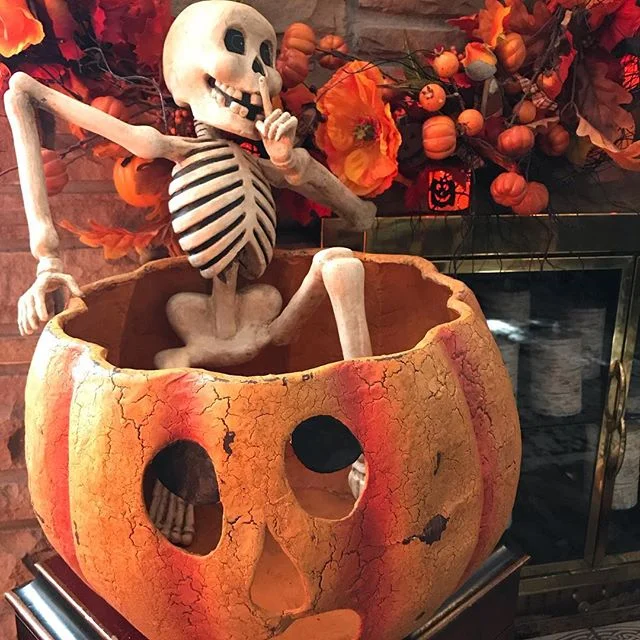 Head to the blog to see my fall family traditions, the photo tour of 3 Squares Cottage at Halloween, our family + friends annual Brunch n&rsquo; Carvin&rsquo; event, and recipes of the season. Hope you enjoy!