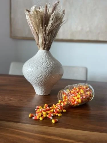 Stock+Photo+Vase+Candy+Corn+(2).jpeg