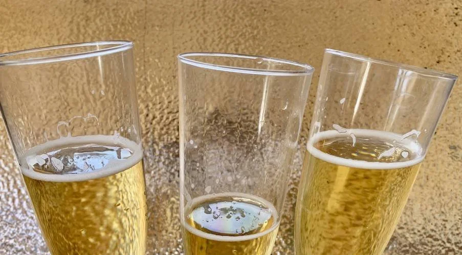 Stock+Photo+Champagne+Gold.jpg