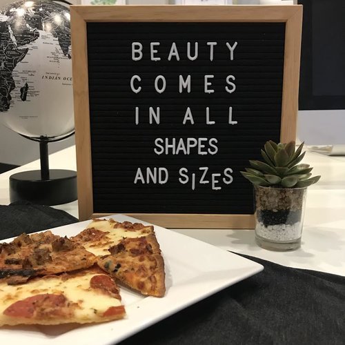 LB4 PIZZA SHAPES SQUARE-SocialPage