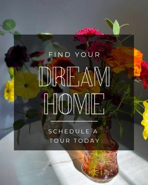CAIG5467-Find+Your+Dream+Home+Bouquet.webp