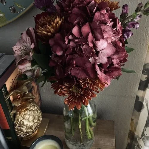 Stock+Photo+Moody+Bouquet.webp