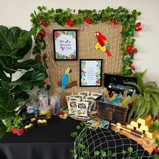 Desert Island Party &amp; Treasure Hunt