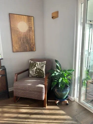 Stock+Photo+Cozy+Chair+Neutral.webp