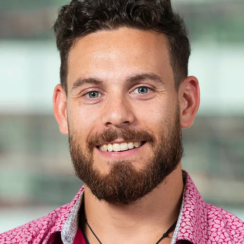 Shay Wright , Co-founder, Te Whare Hukahuka Talk to me about community empowerment, emerging Māori economy and social enterprise.