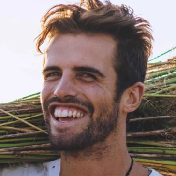 Graedon Parker , Organic Mechanic Talk to me about sustainablity, mindfullness, health and wellbeing and industrial hemp.