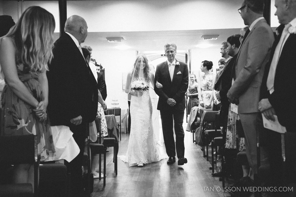 St Andrew's The Great Church Cambridge Wedding | STAG Church | C