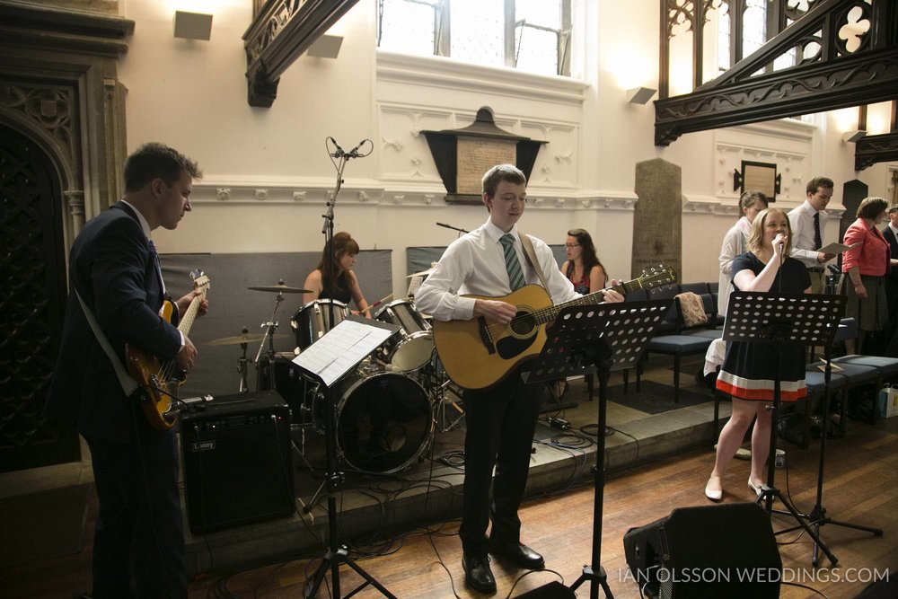 St Andrew's The Great Church Cambridge Wedding | STAG Church | C