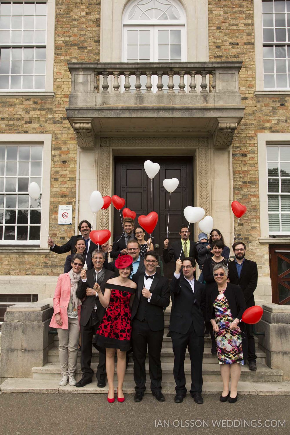 Shire Hall Cambridge Registry Office Wedding B&M | Photo: http:/