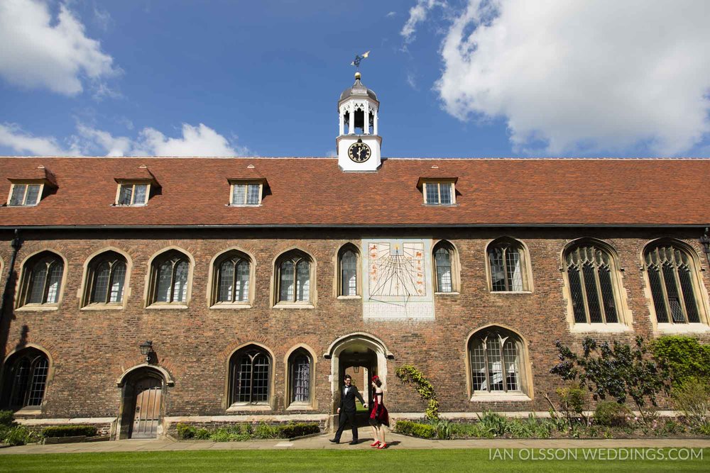 Queens College Cambridge Wedding B&M | http://www.ianolssonweddi