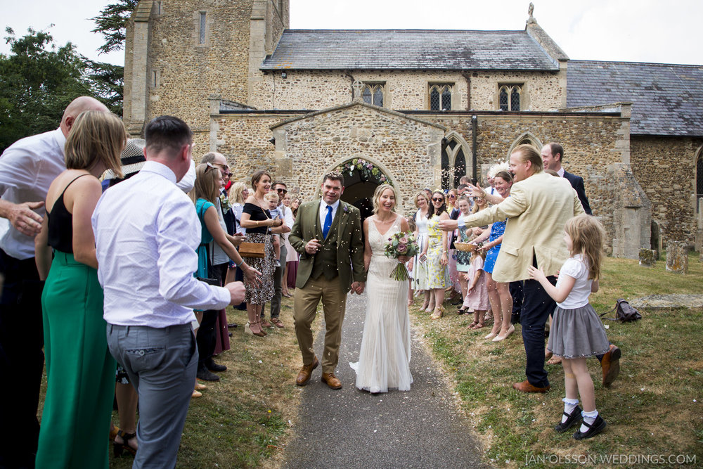 Holy Cross Yelling Wedding | Photo: https://www.ianolssonwedding