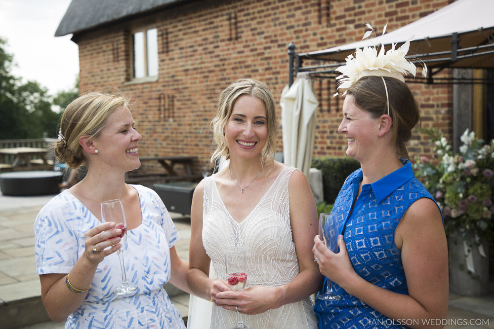 Thatch Barn Yelling Wedding Cambridgeshire | Photo: https://www.