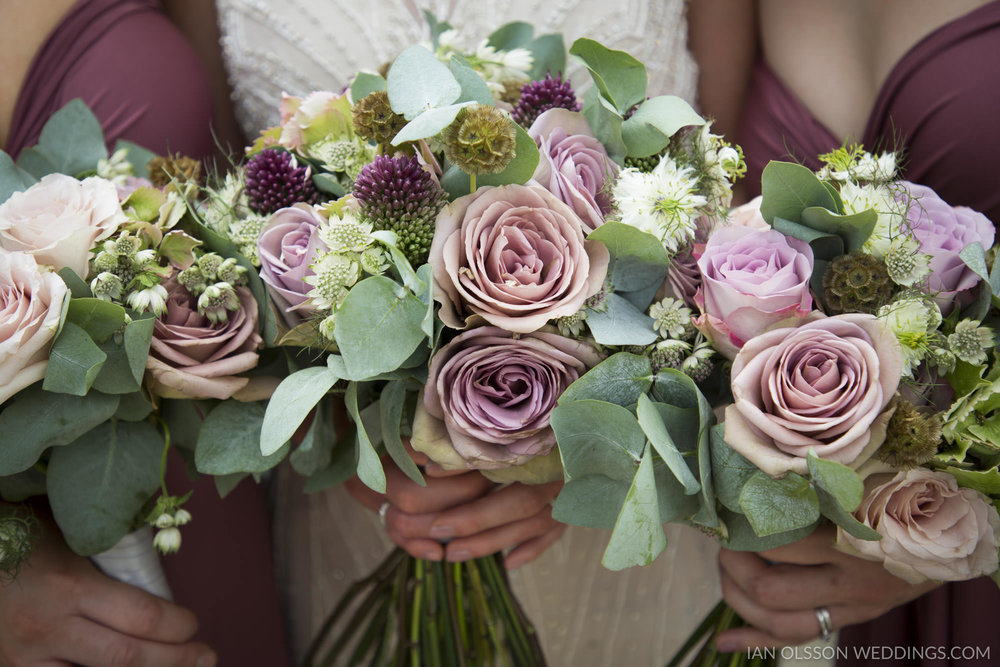 Thatch Barn Yelling Wedding Cambridgeshire | Photo: https://www.