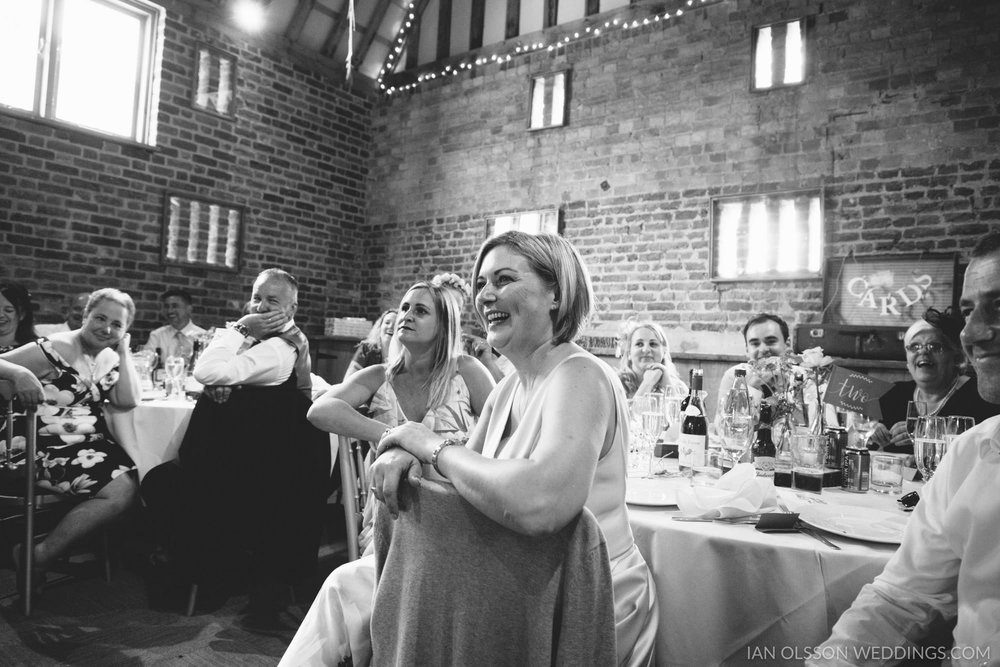 Thatch Barn Yelling Wedding Cambridgeshire | Photo: https://www.