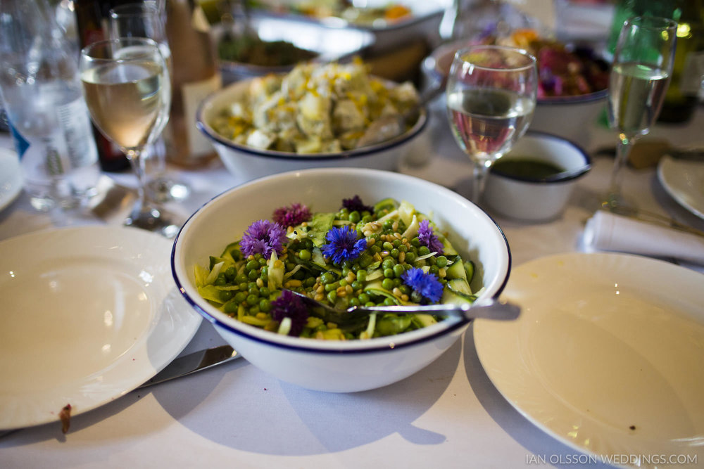 Allotment Cafe Cambridge Wedding | Photo: https://www.ianolssonw