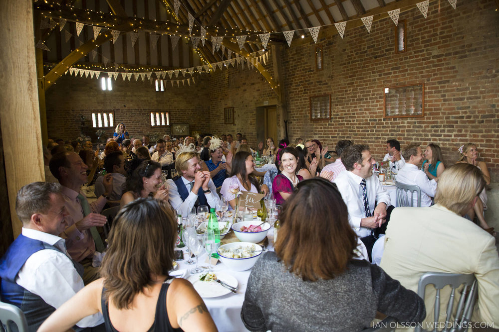 Thatch Barn Yelling Wedding Cambridgeshire | Photo: https://www.