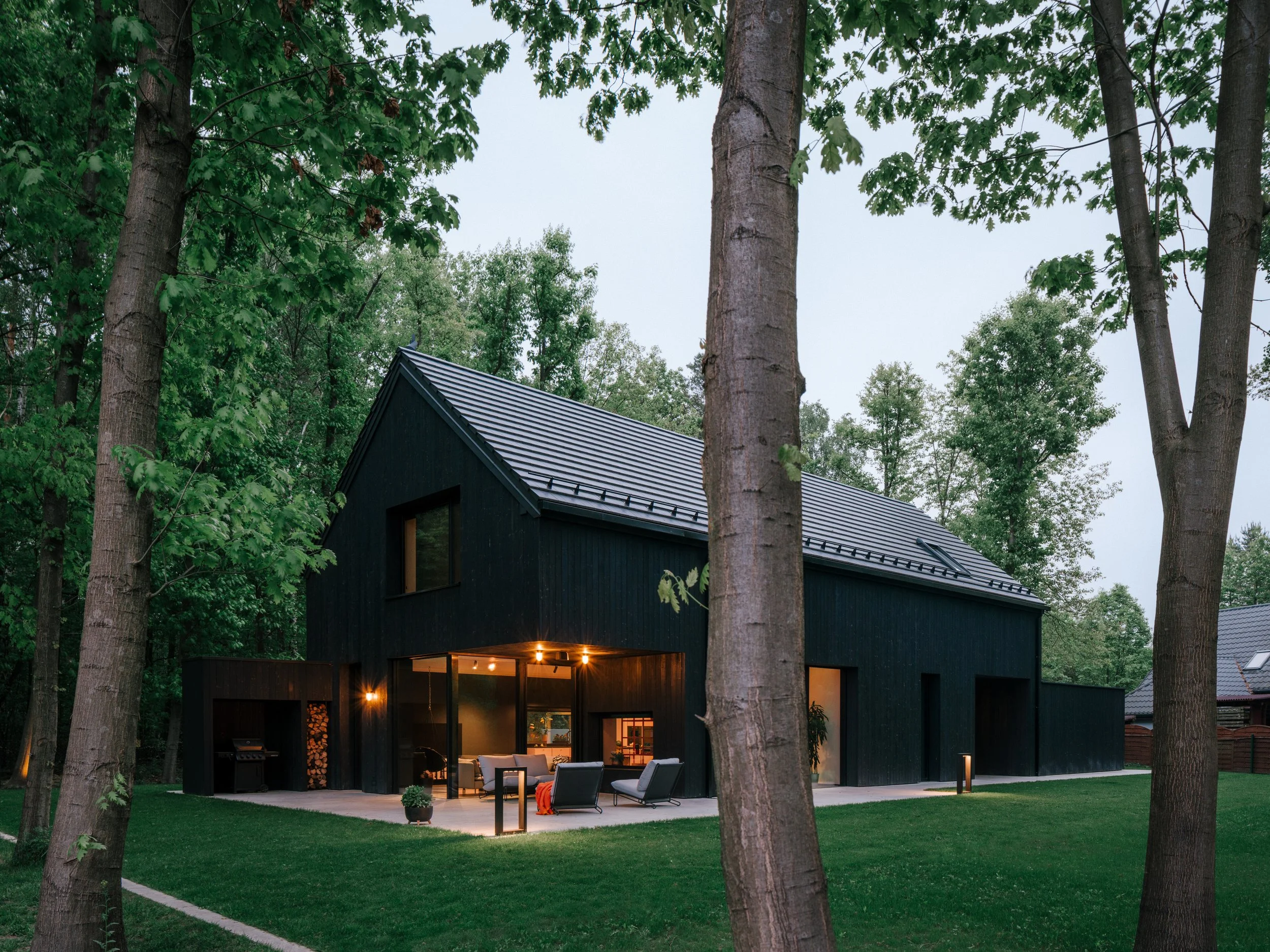 Nate Cook_Black Core House_Blue Hour_3.jpg