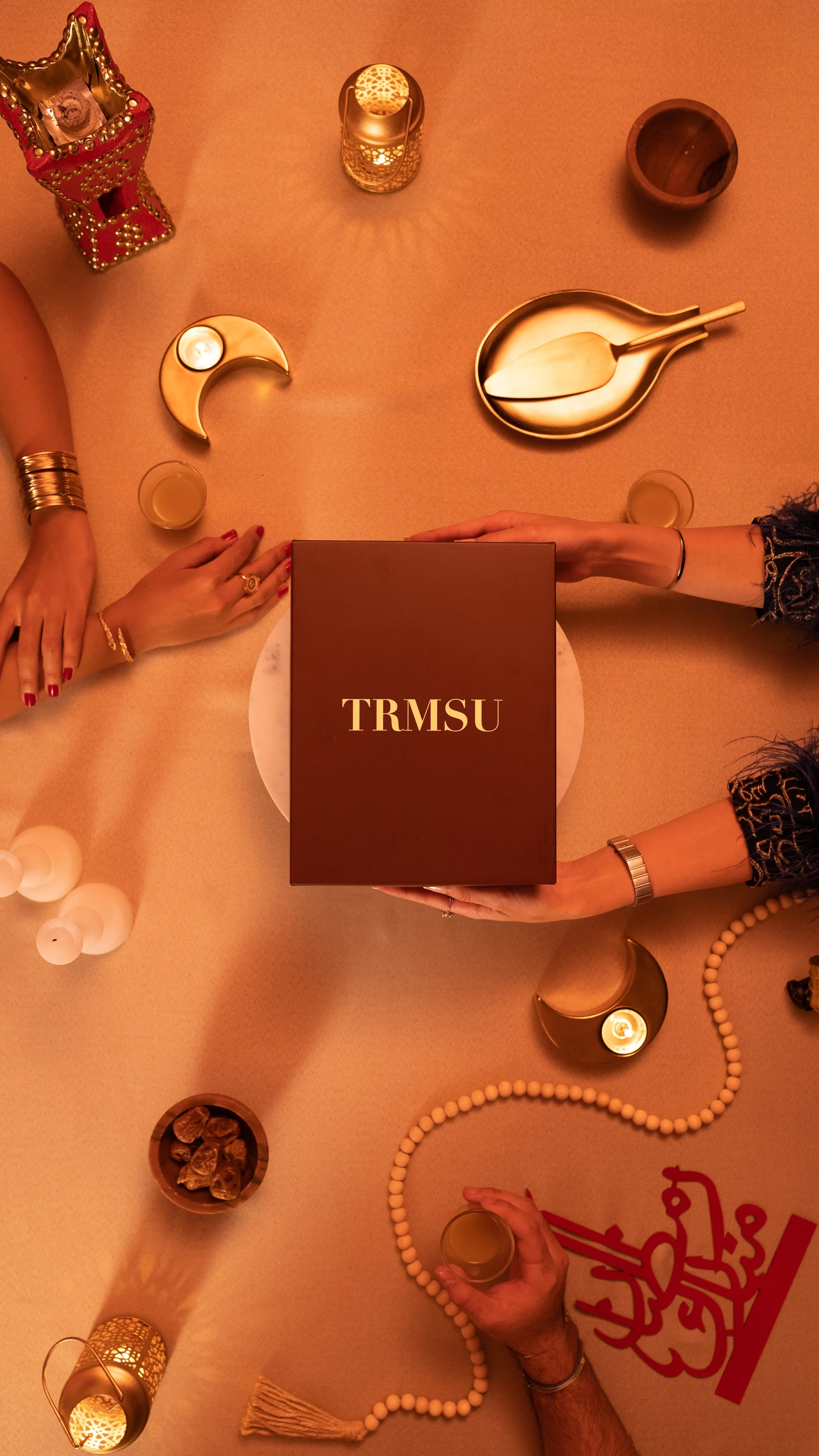 Box Story 1 clean.jpg