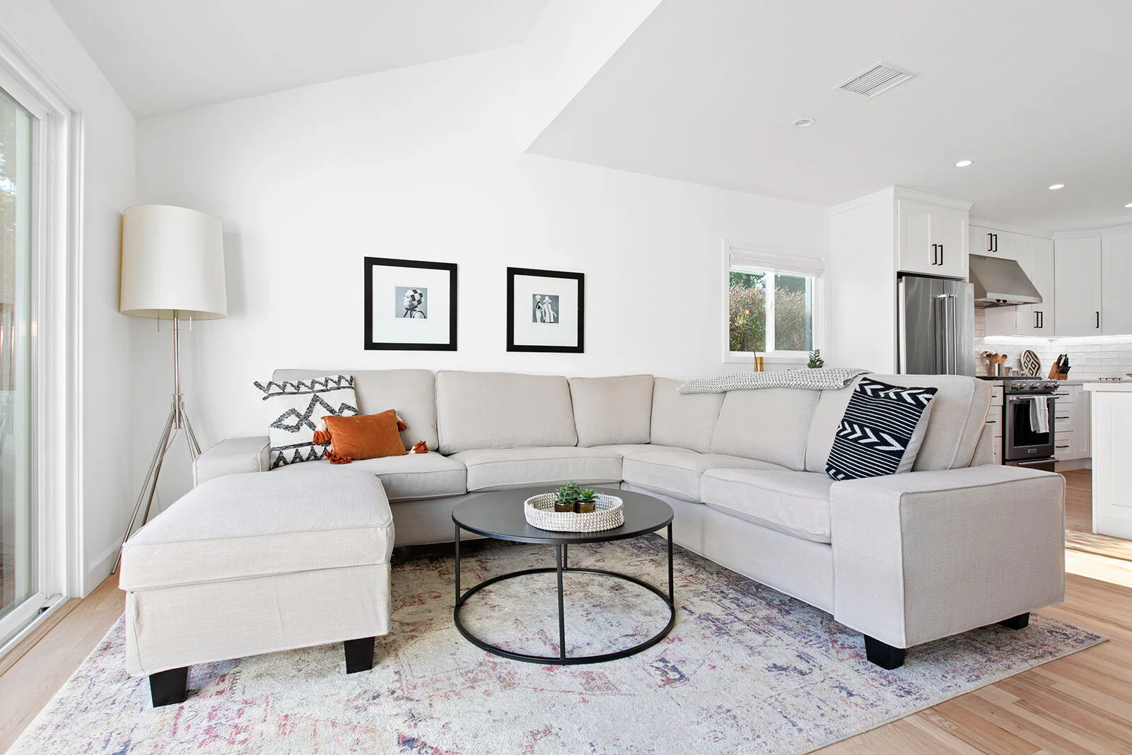 VAN NUYS COMPLETE REMODEL AND ROOM ADDITION SPAZIO LA