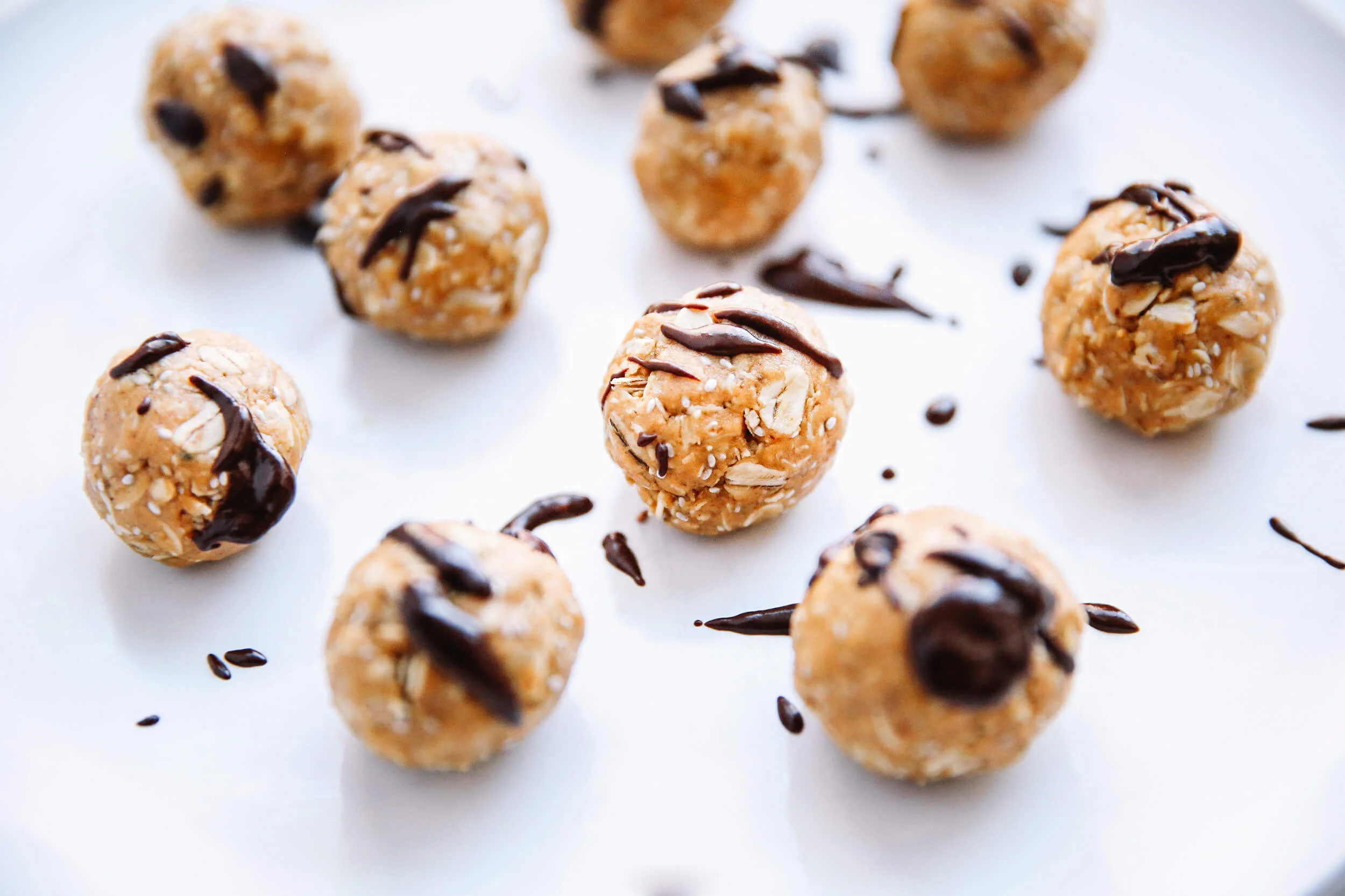 NO-BAKE-ENERGY-BITES.jpg