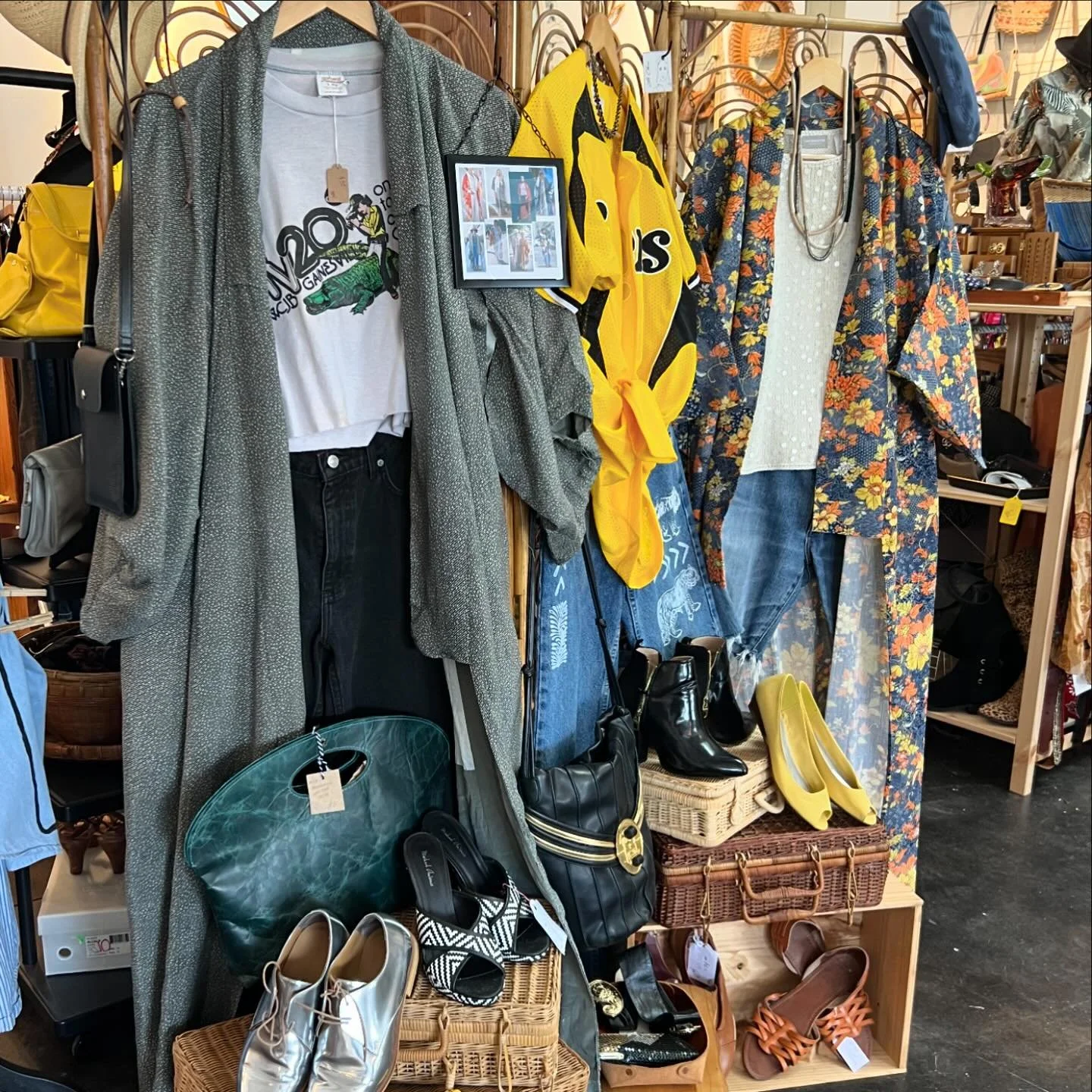 Kimonos are here! 👘✨ Perfect way to dress up some jorts.