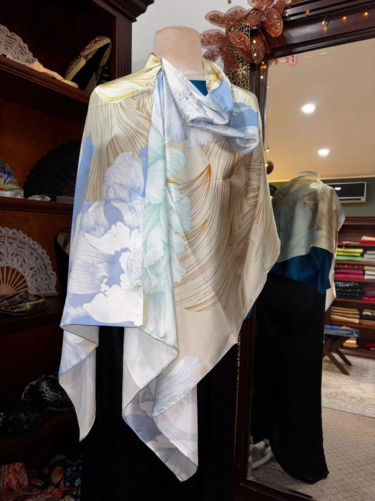 chal peonias celeste con beige 2.jpeg