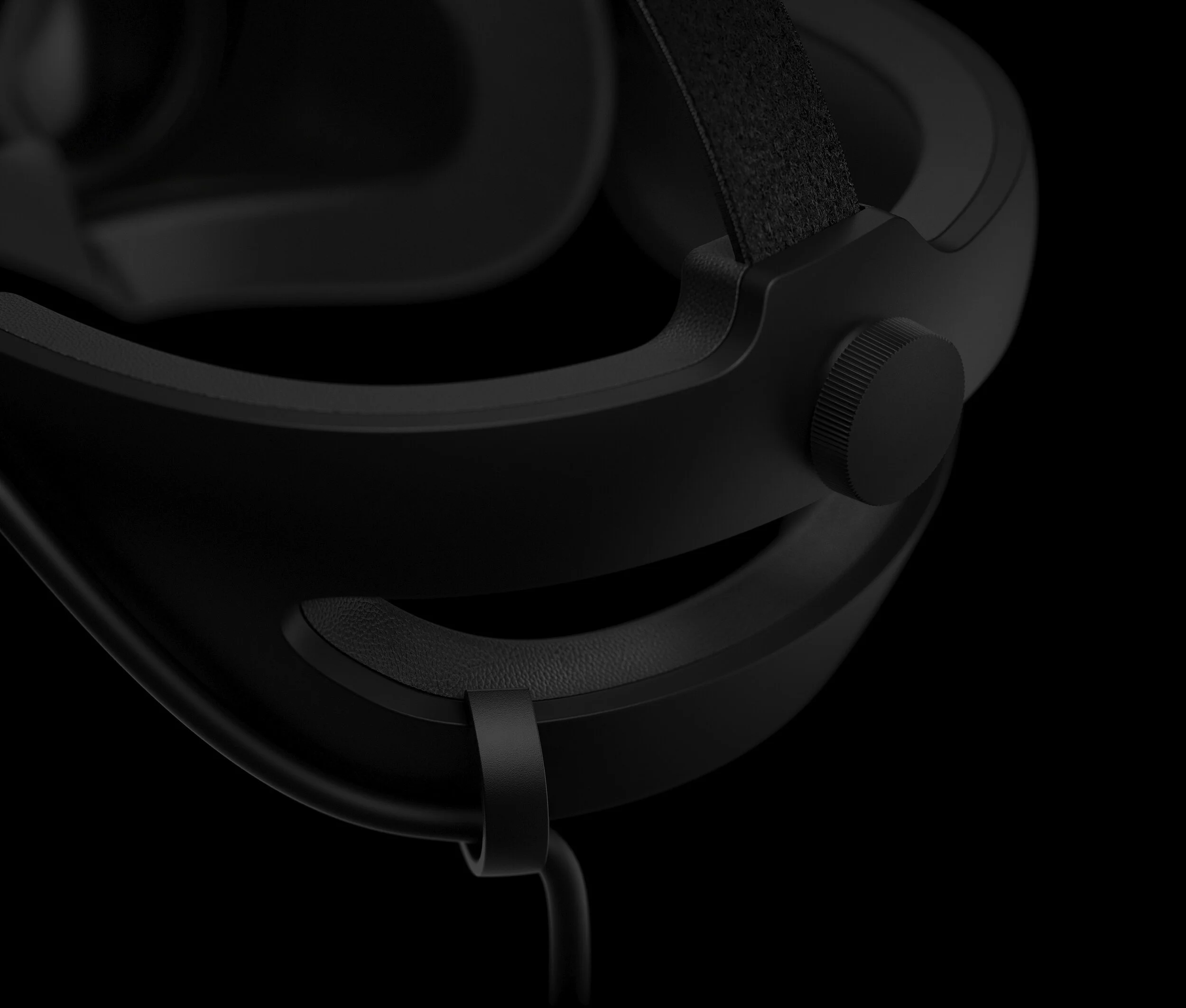 Carbon_Hero_MacroAdjustableBand_Black_BG.jpg