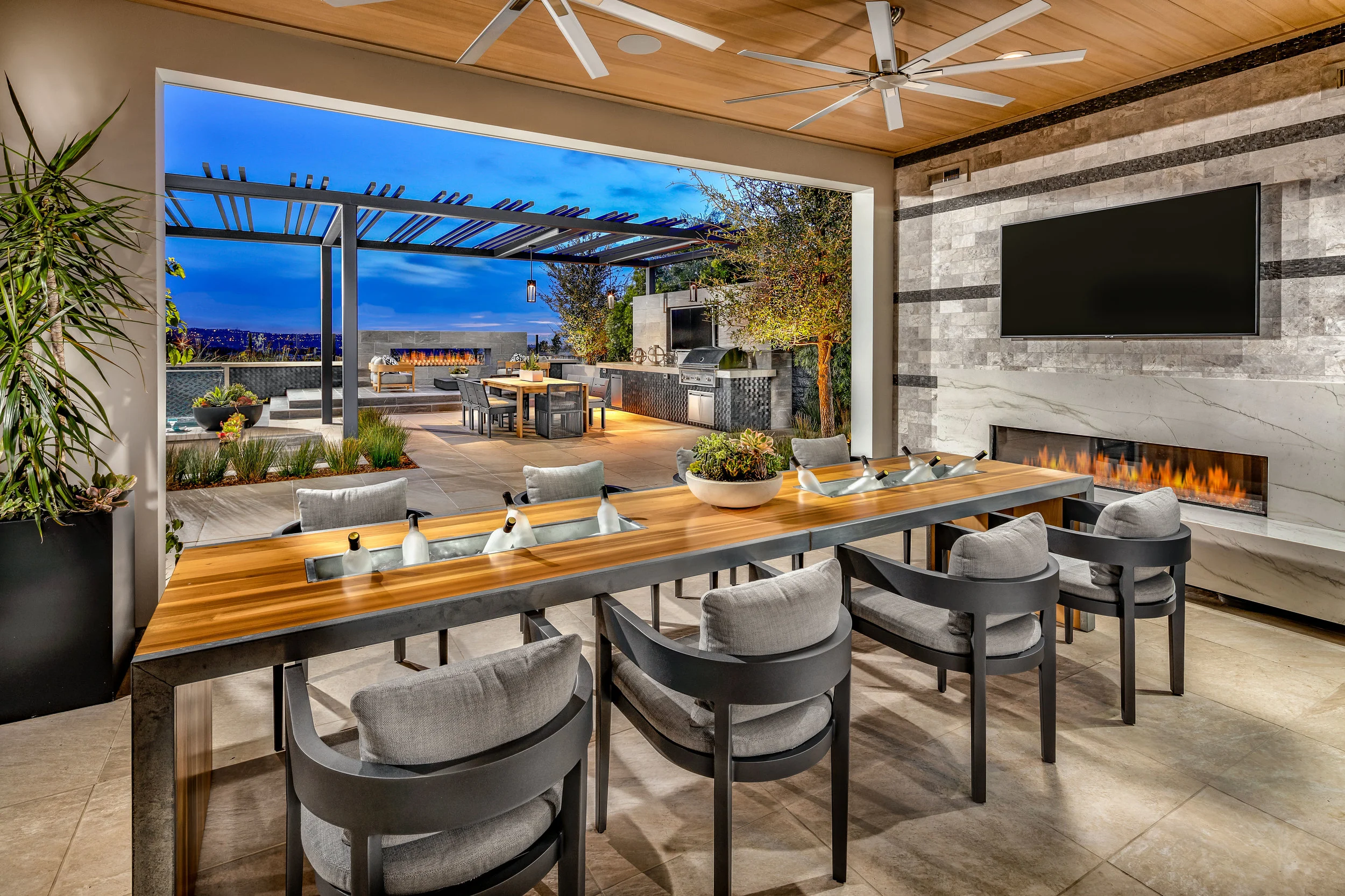 5-Estancia-Olimpico Coastal_Outdoor Room A.jpg